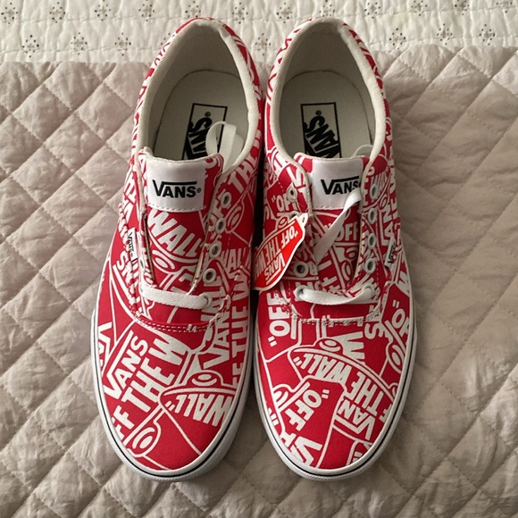 Men’s Vans - Picture 2 of 4
